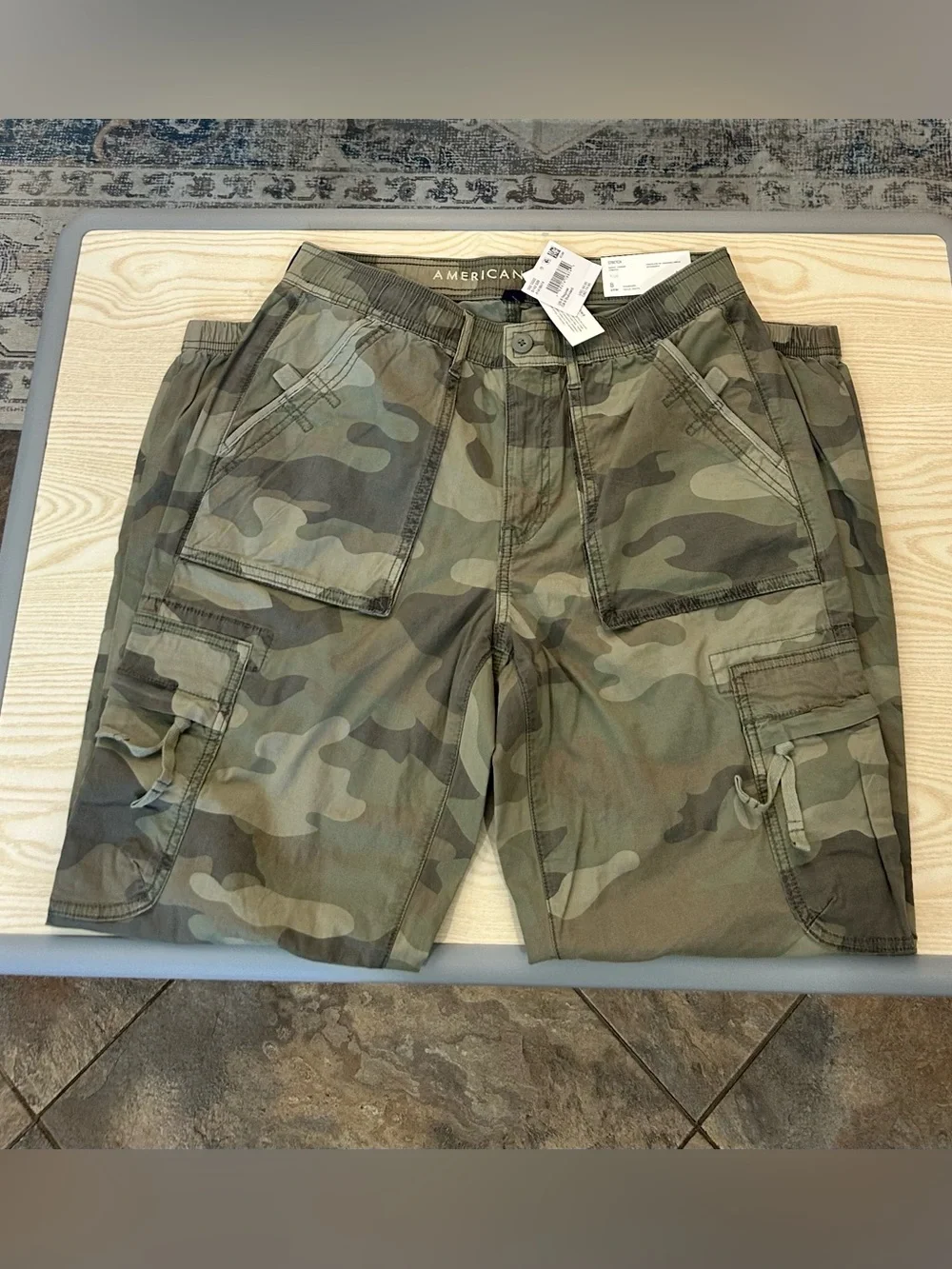American Eagle Outfitters Olive Green Camo Joggers - Picture 3 of 9